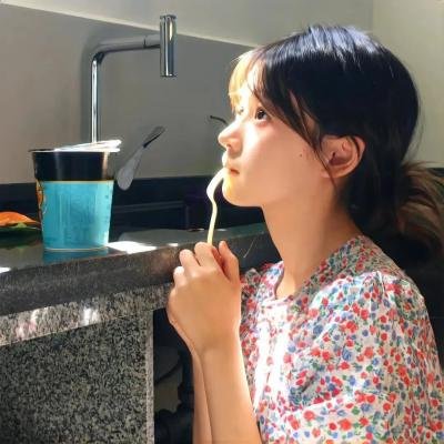 朝5晚9：帅气和尚爱上我